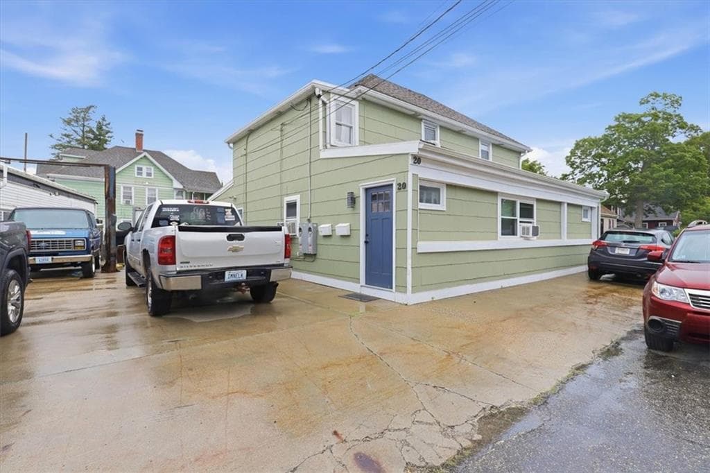 20 Oakton Street