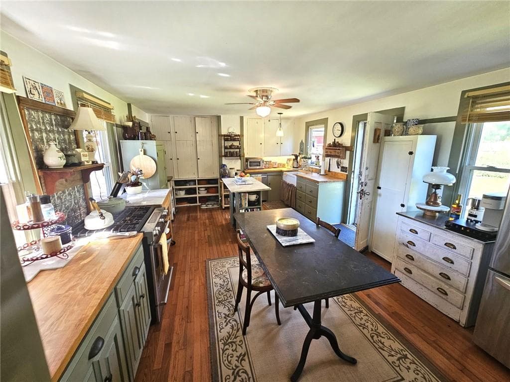 187 Dye Hill Rd Road photo 8