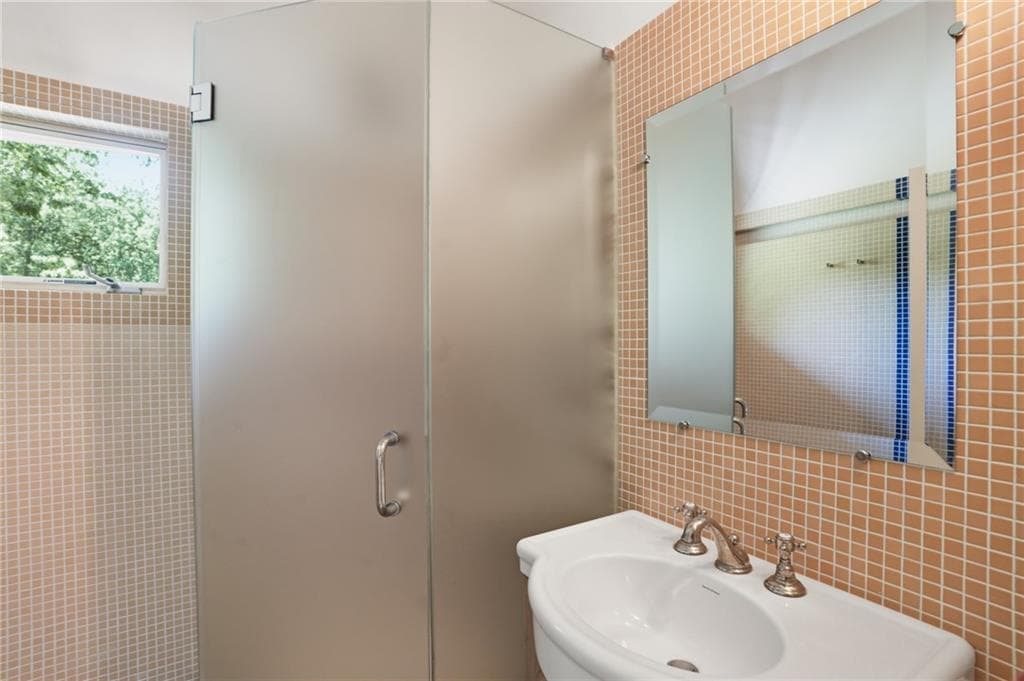 160 C Ross Hill Road photo 22