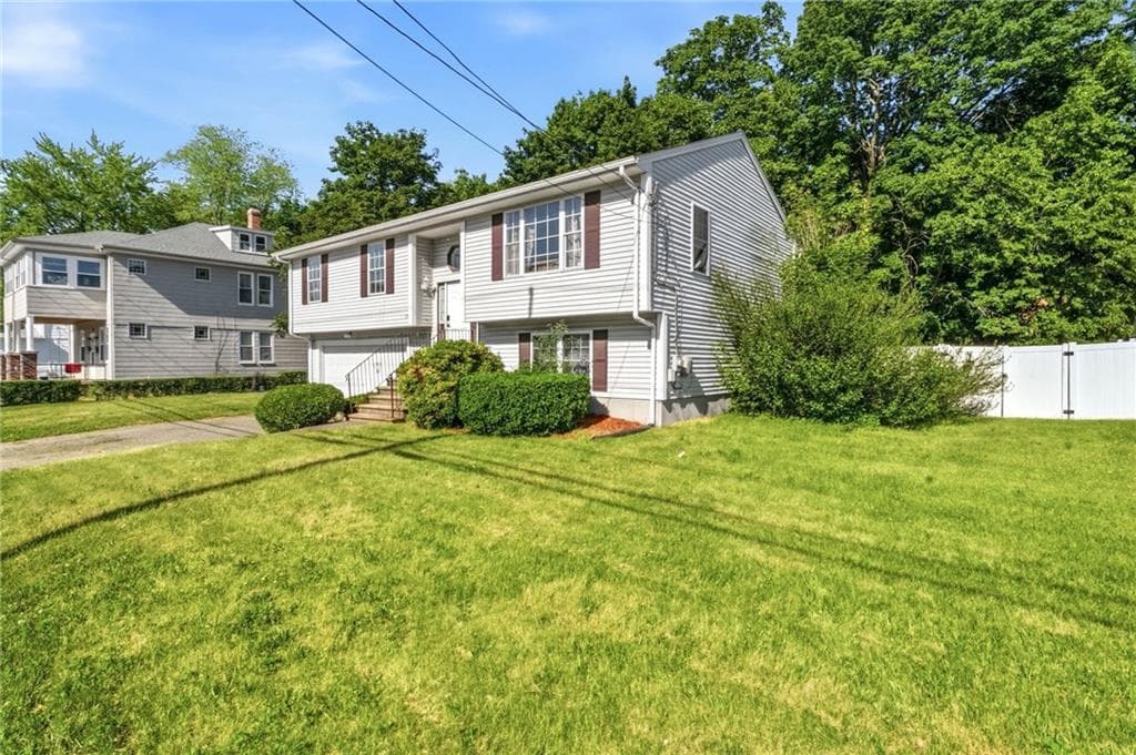 Single Family Residence at 199 Winthrop Street, Woonsocket, photo 42 of 47