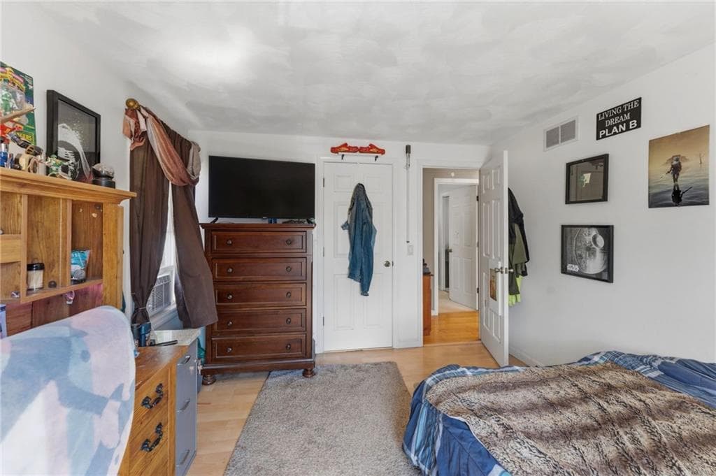 Single Family Residence at 199 Winthrop Street, Woonsocket, photo 21 of 47