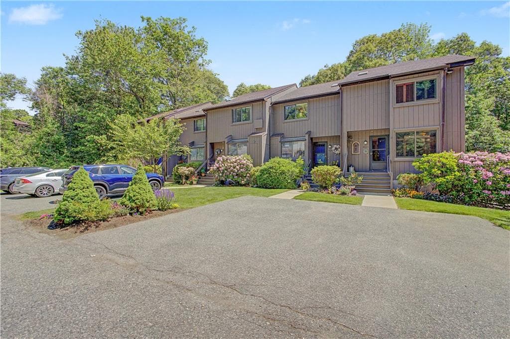 5 Wake Robin Road UNIT 3004