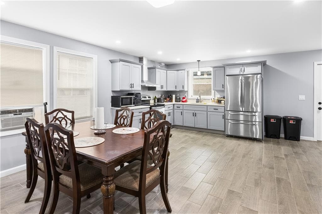 Multi Family at 872 Branch Avenue, Providence, photo 13 of 42