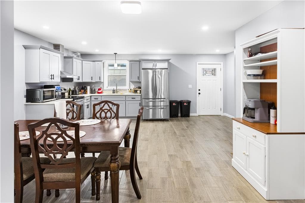 Multi Family at 872 Branch Avenue, Providence, photo 11 of 42