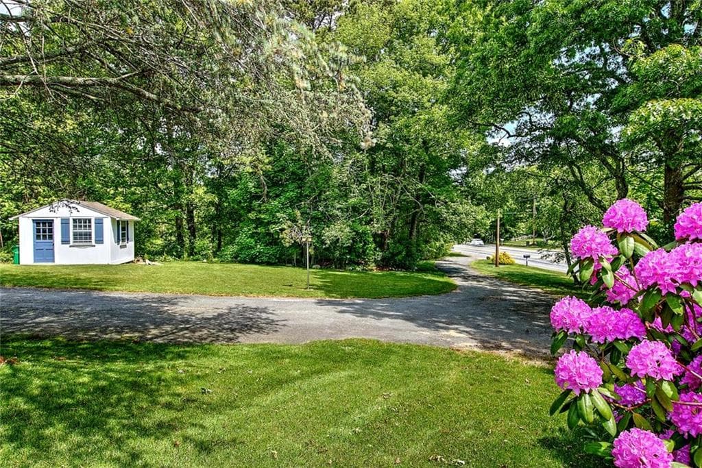 251 Succotash Road photo 46