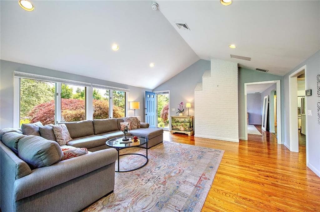 251 Succotash Road photo 17