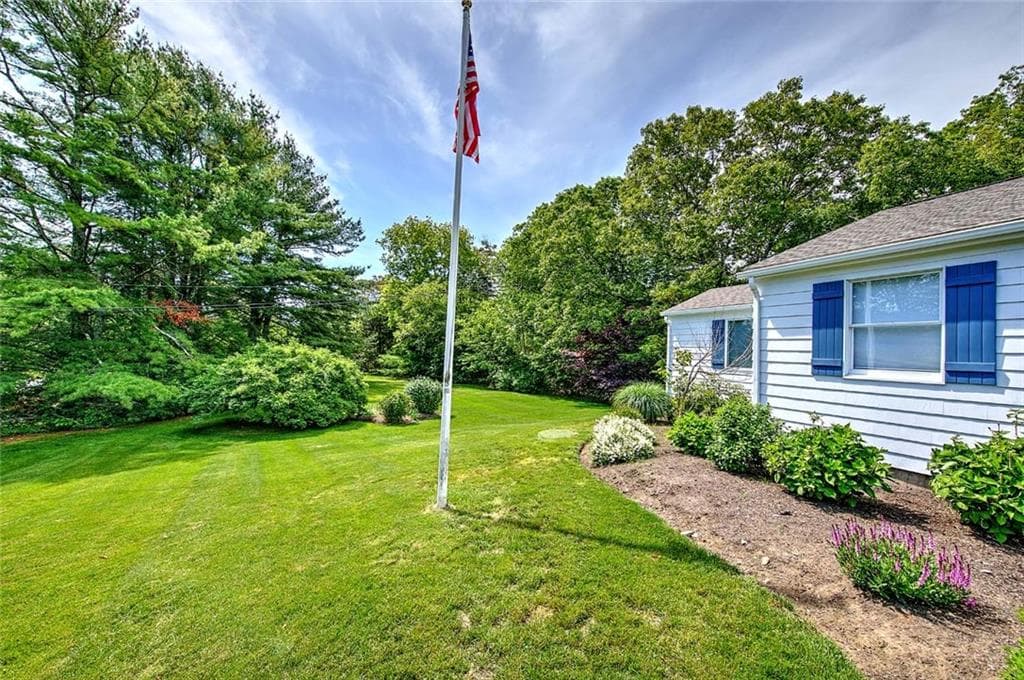251 Succotash Road photo 4