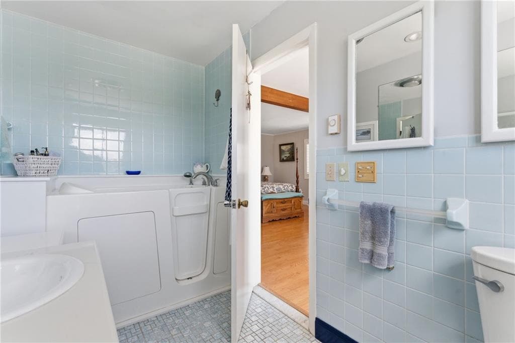 180 Clearview Road photo 37