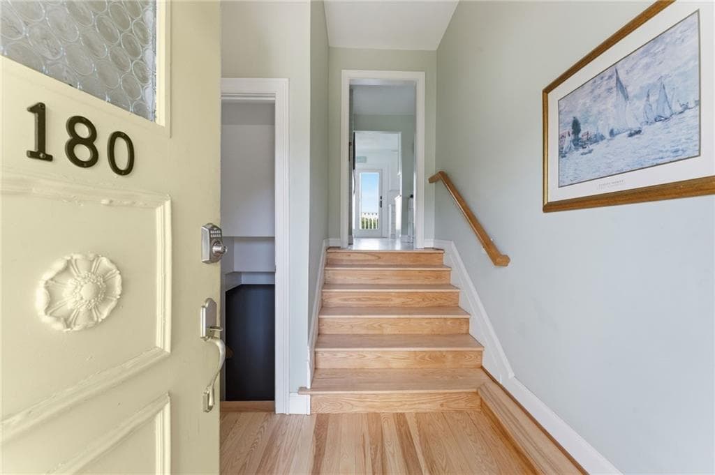 180 Clearview Road photo 11