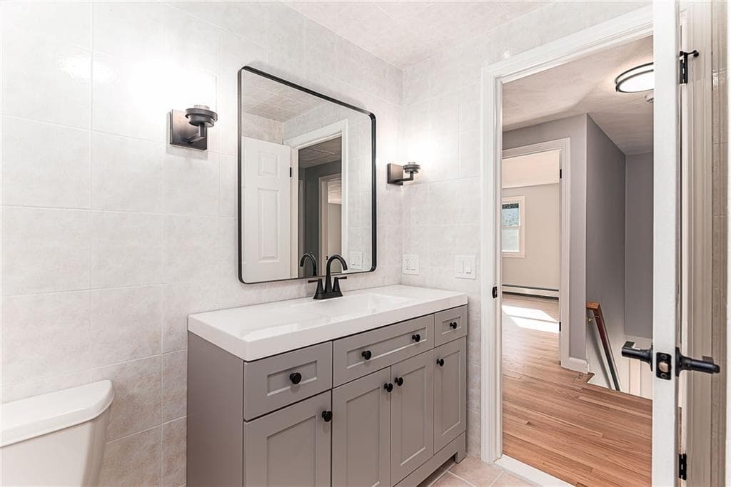 680 Fletcher Road photo 32