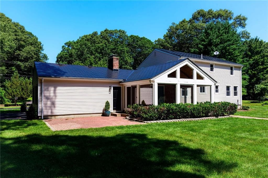680 Fletcher Road photo 5