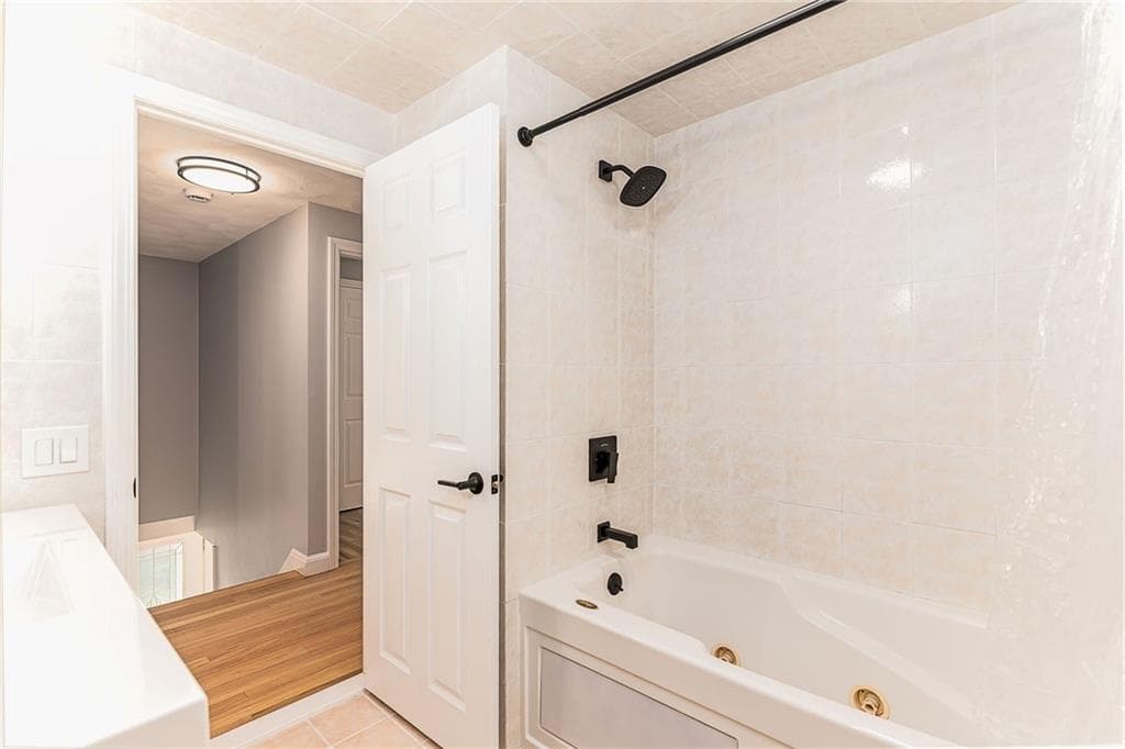 680 Fletcher Road photo 34