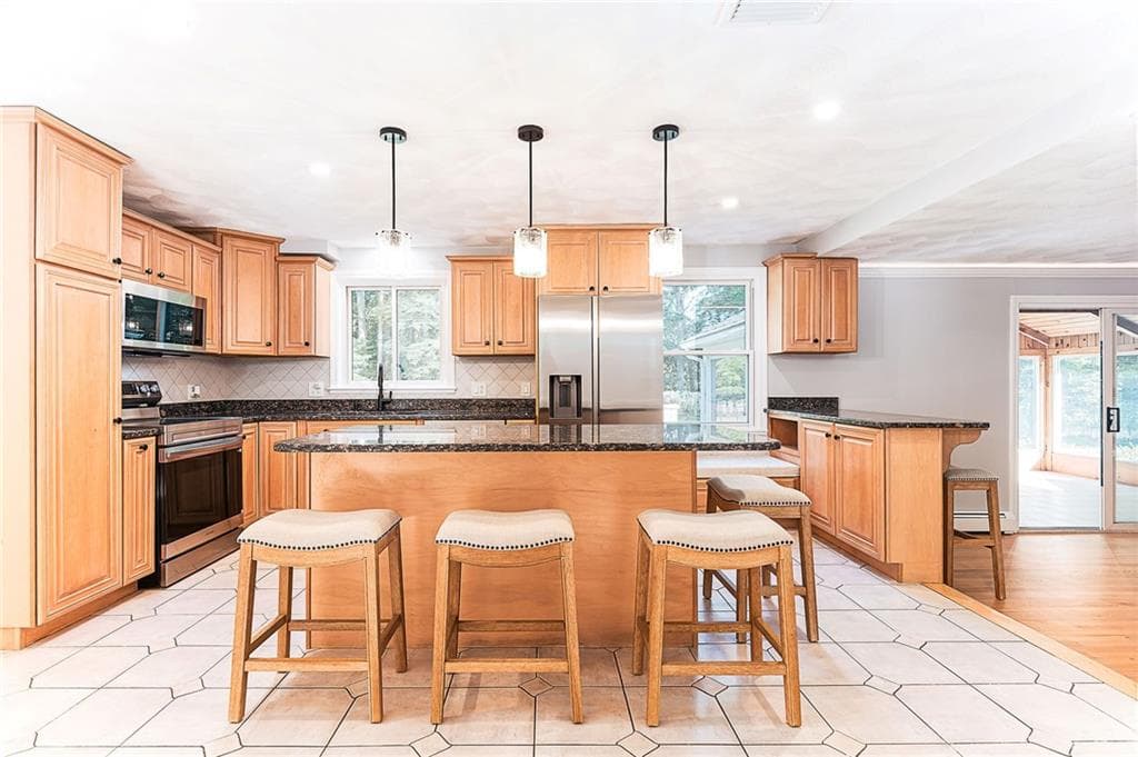680 Fletcher Road photo 10