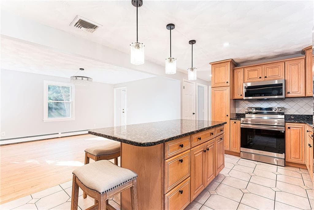 680 Fletcher Road photo 14