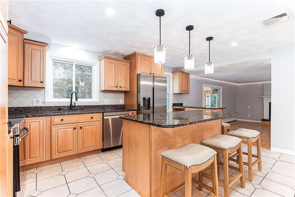 680 Fletcher Road photo 11