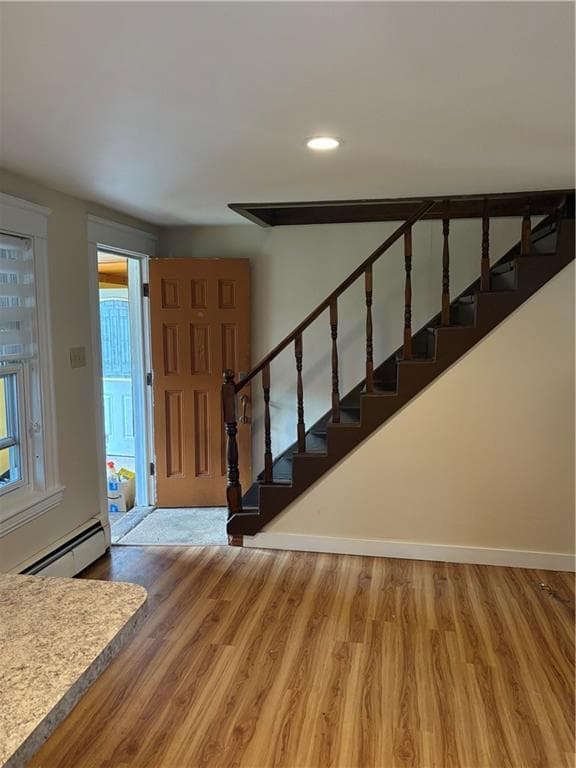 644 Elm Street photo 2