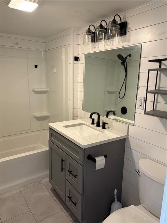 644 Elm Street photo 16