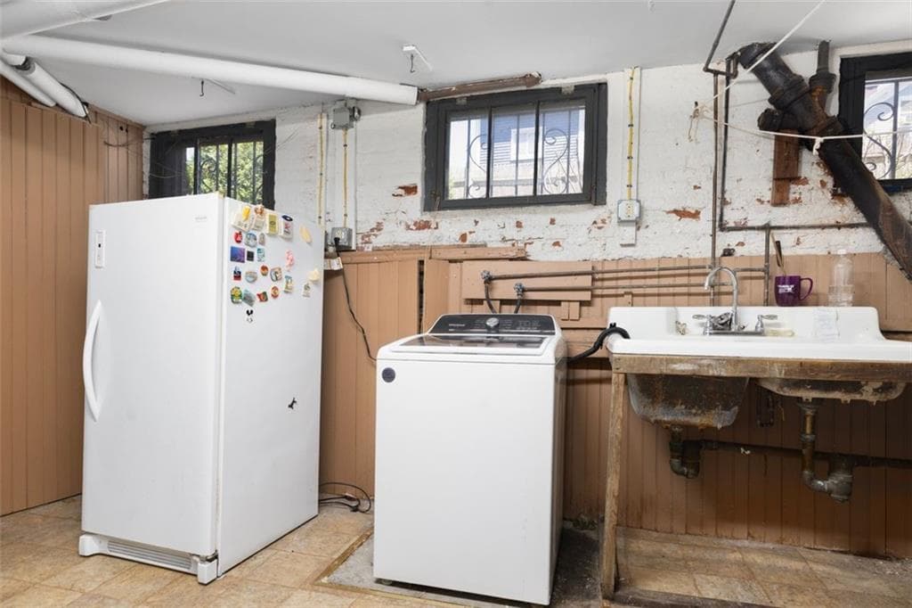 20 Bainbridge Avenue photo 42