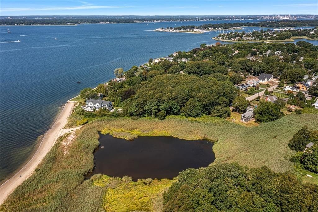 150 Alfred Drowne Road photo 18