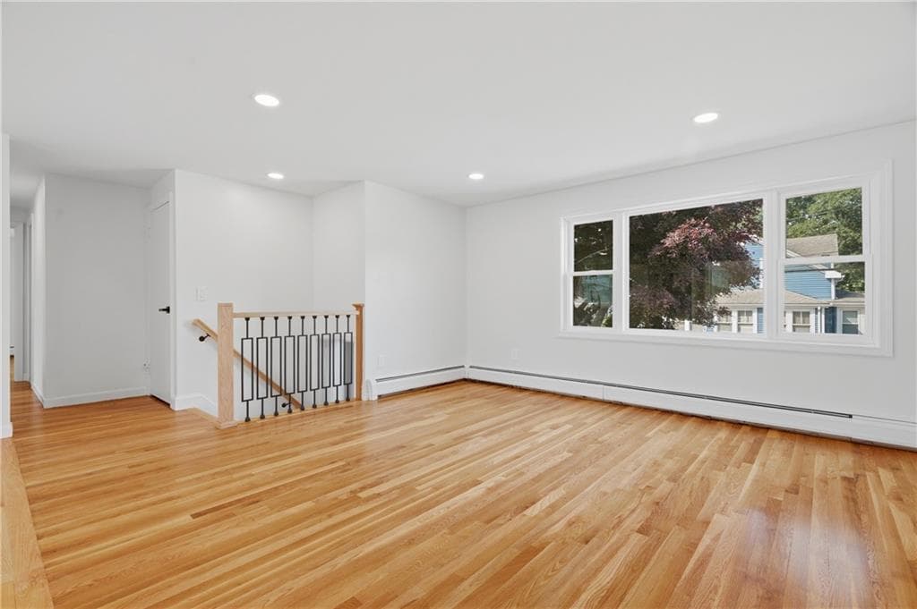 Single Family Residence at 25 Stoneham Street, Cranston, photo 4 of 50