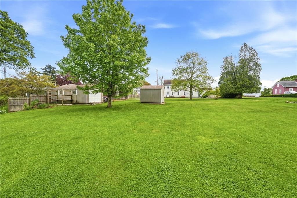 36 Ledward Avenue photo 14