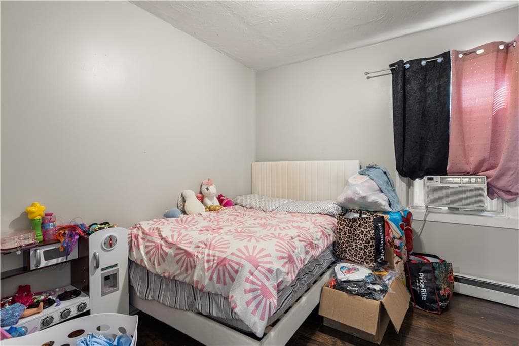Multi Family at 12 Quince Street, Providence, photo 11 of 28