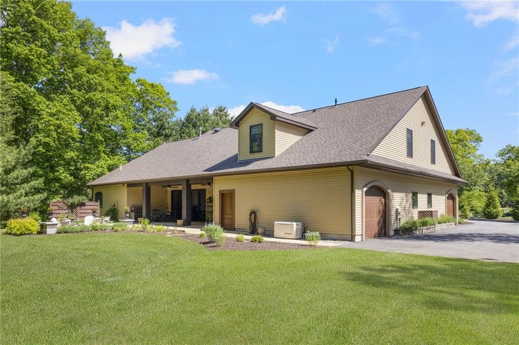 19 Blacksburt Court photo 43