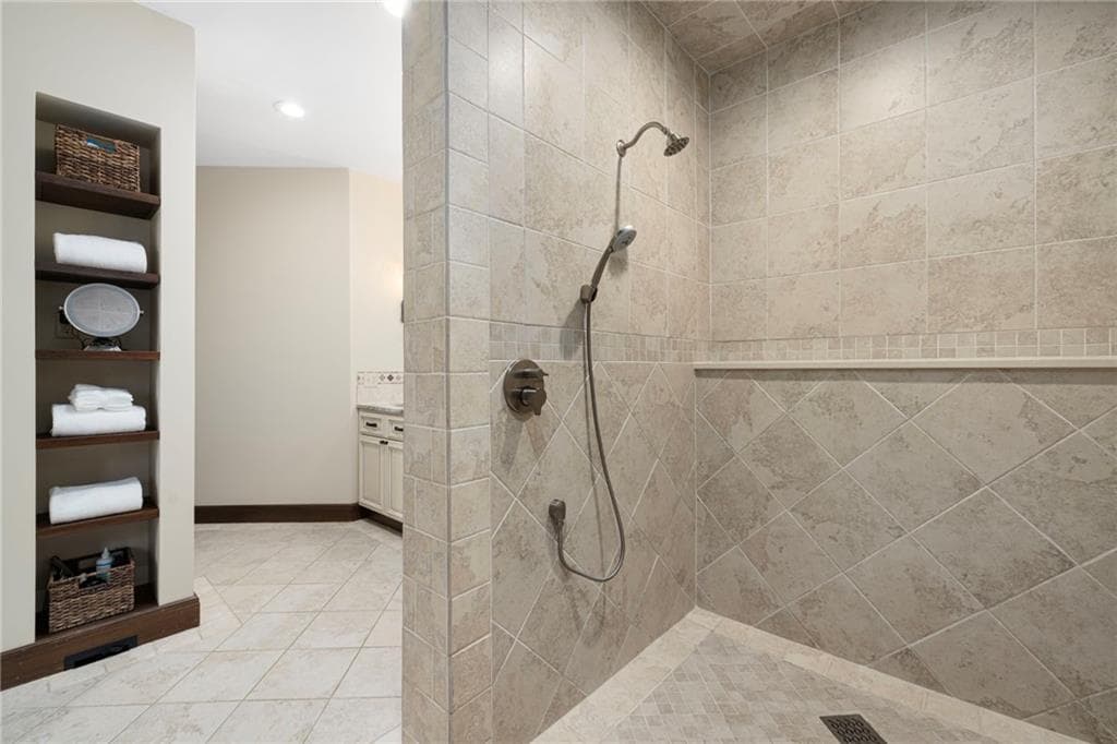 19 Blacksburt Court photo 31