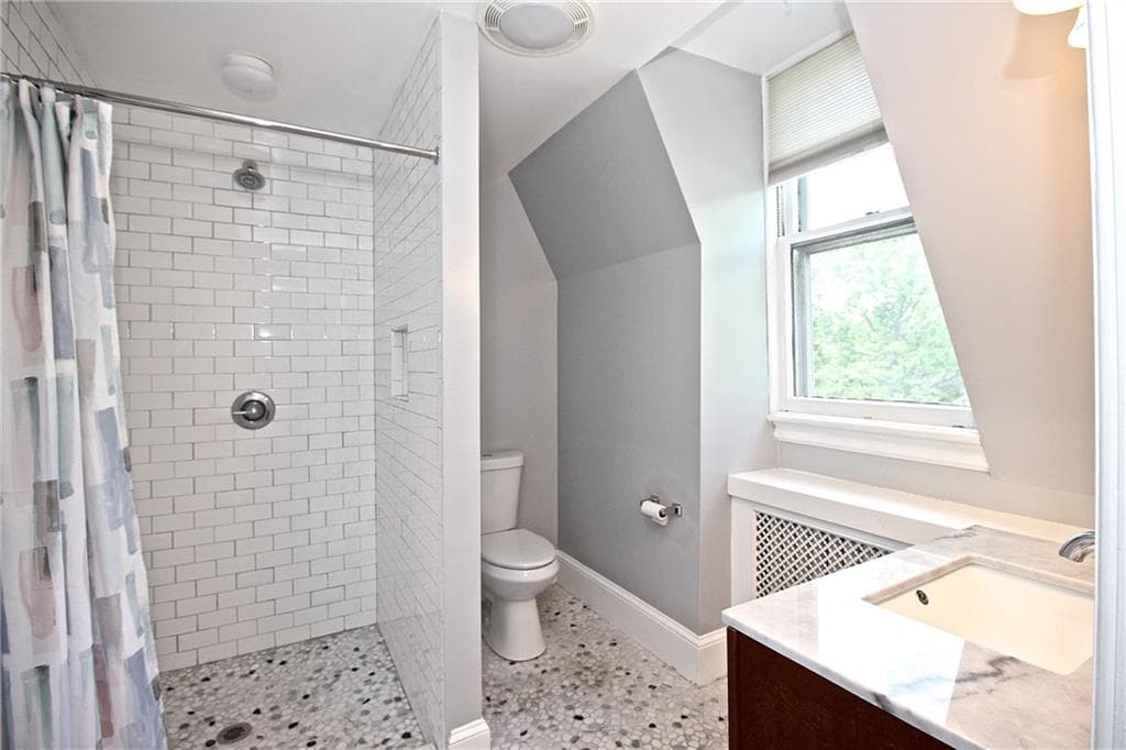 1 Oakwood Terrace UNIT 7 photo 24