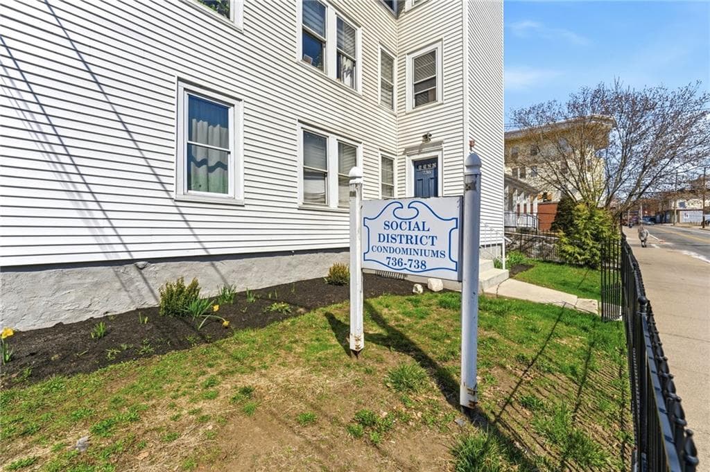 736 Social Street UNIT 1R photo 26
