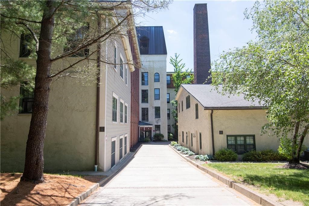 Apartment,Condominium at 15 Higgins Street UNIT 113, Smithfield, photo 22 of 24