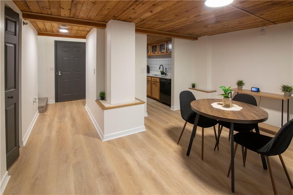 Apartment,Condominium at 15 Higgins Street UNIT 113, Smithfield, photo 7 of 24