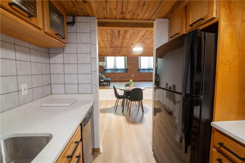 Apartment,Condominium at 15 Higgins Street UNIT 113, Smithfield, photo 10 of 24