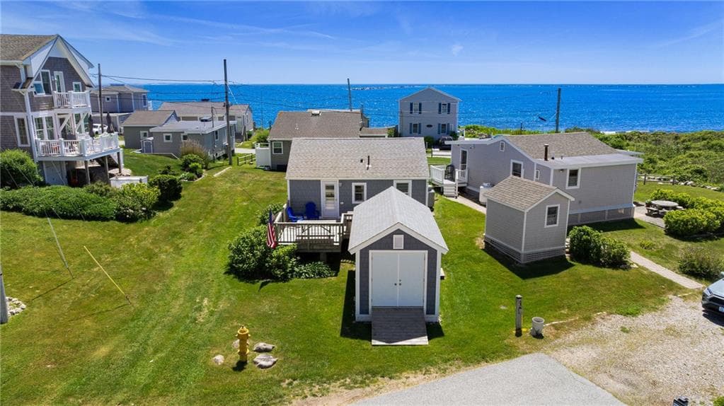 Single Family Residence at 11 Woodruff Street, Narragansett, photo 5 of 34