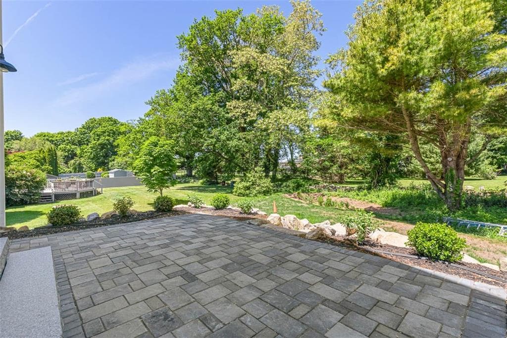 22 Farnsworth Avenue photo 46
