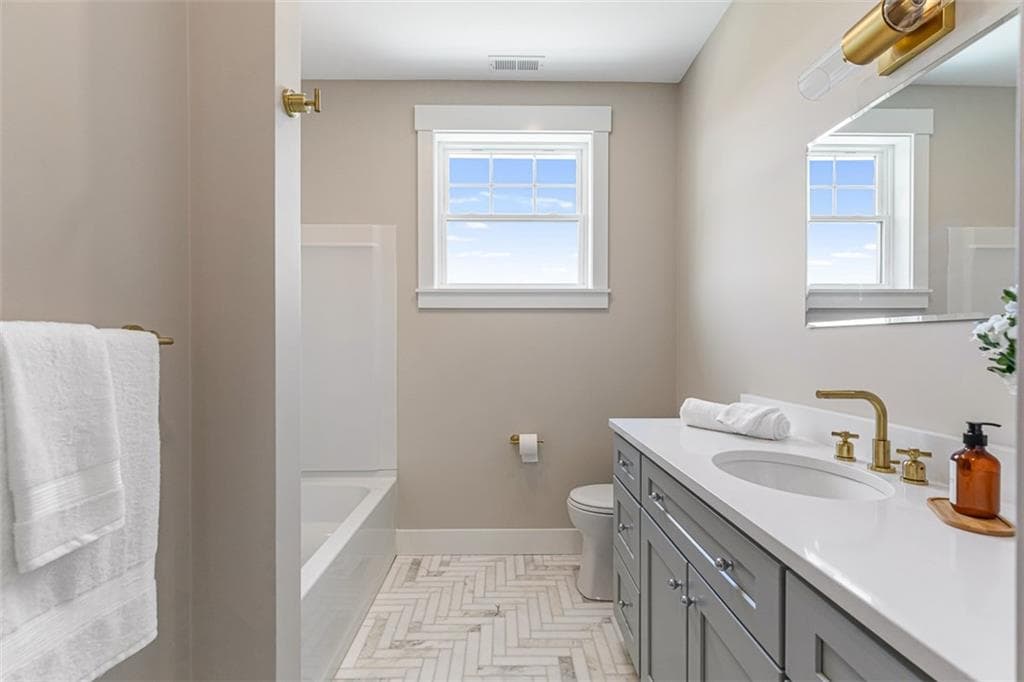 22 Farnsworth Avenue photo 34
