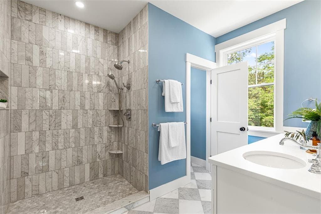 22 Farnsworth Avenue photo 31