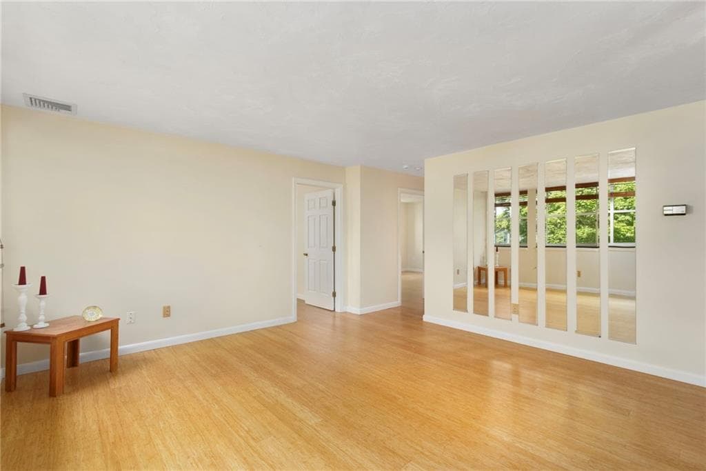 3524 W Shore Road UNIT 301 photo 13