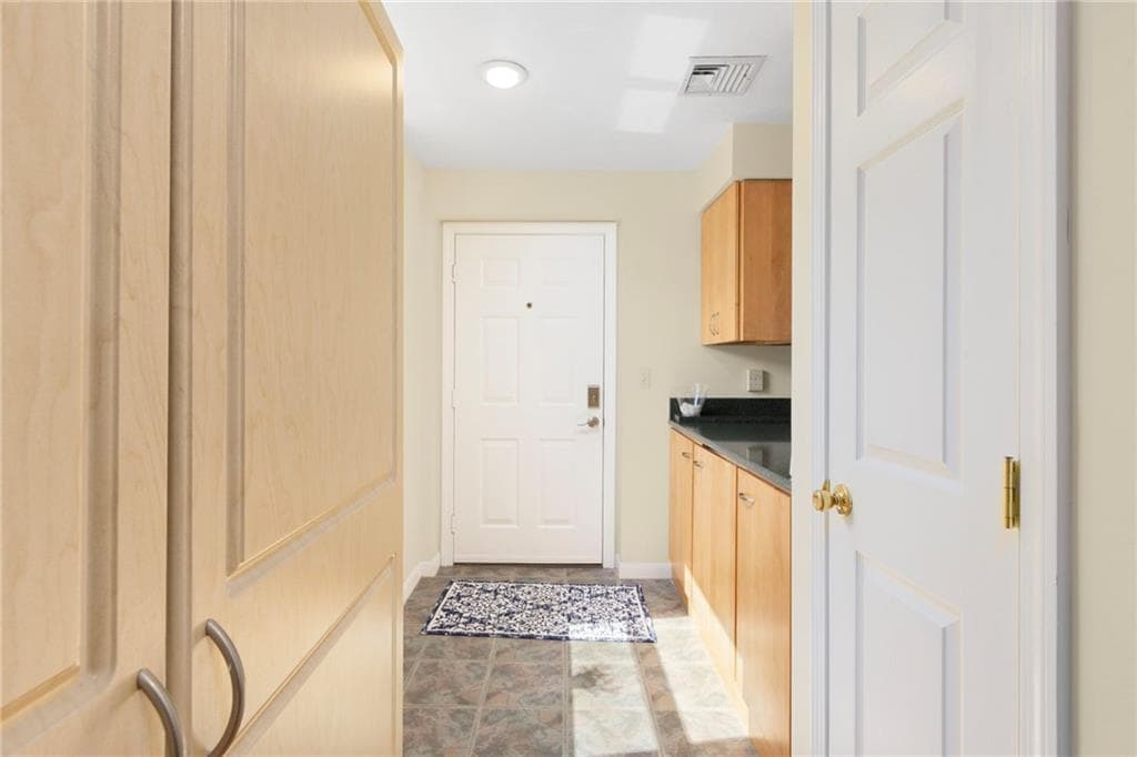3524 W Shore Road UNIT 301 photo 20