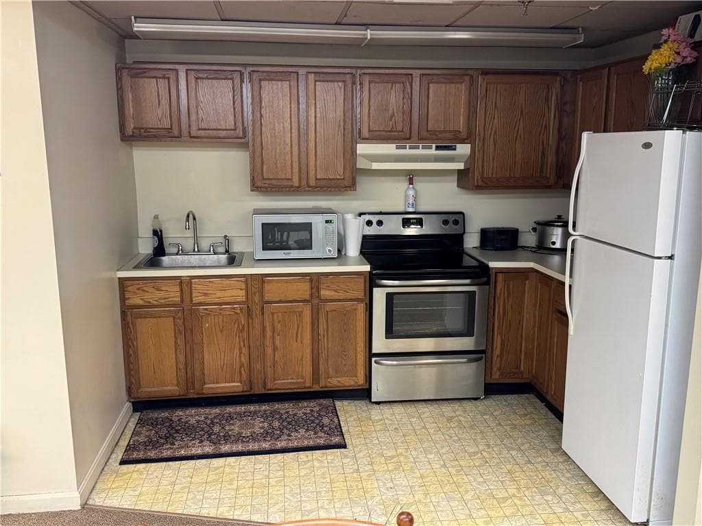 3524 W Shore Road UNIT 301 photo 24