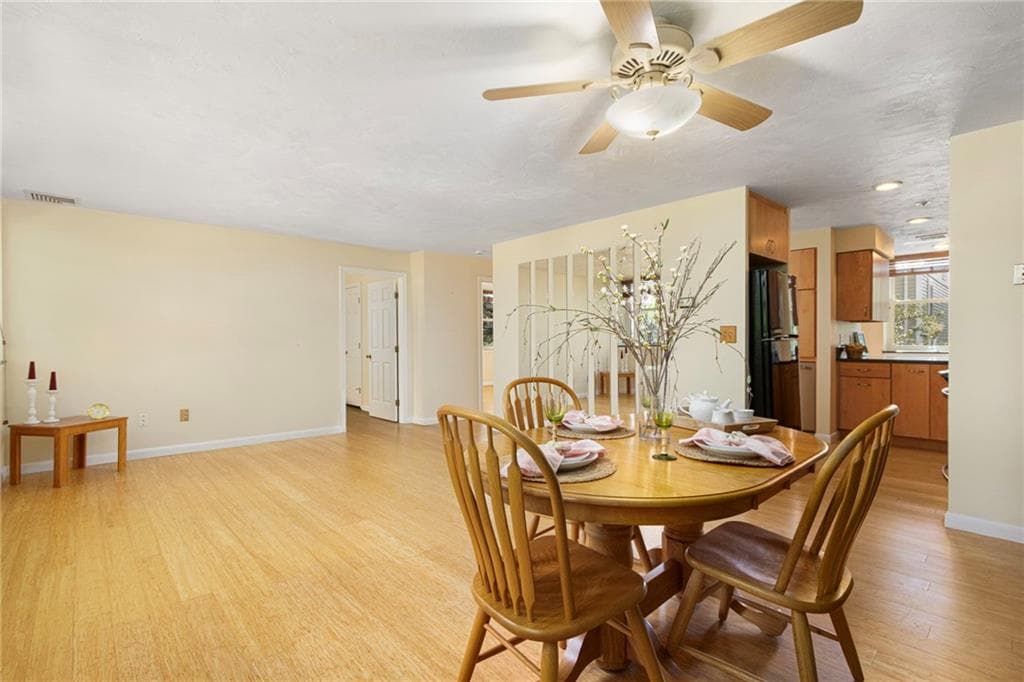 3524 W Shore Road UNIT 301 photo 11