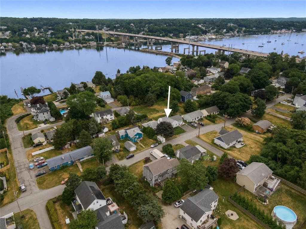 65 King Phillip Street photo 2