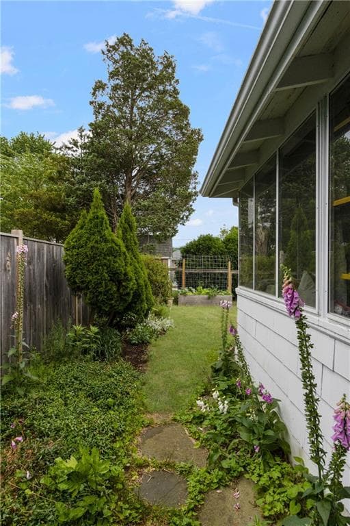 65 King Phillip Street photo 38