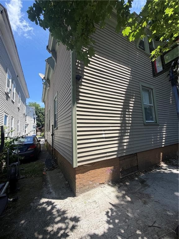 Multi Family at 147 Parade Street, Providence, photo 4 of 20