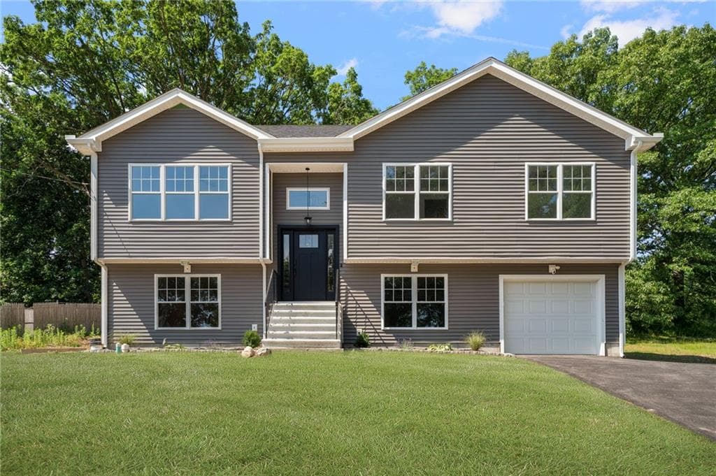 Single Family Residence at 18 Pleasantview Avenue, Johnston, photo 27 of 29