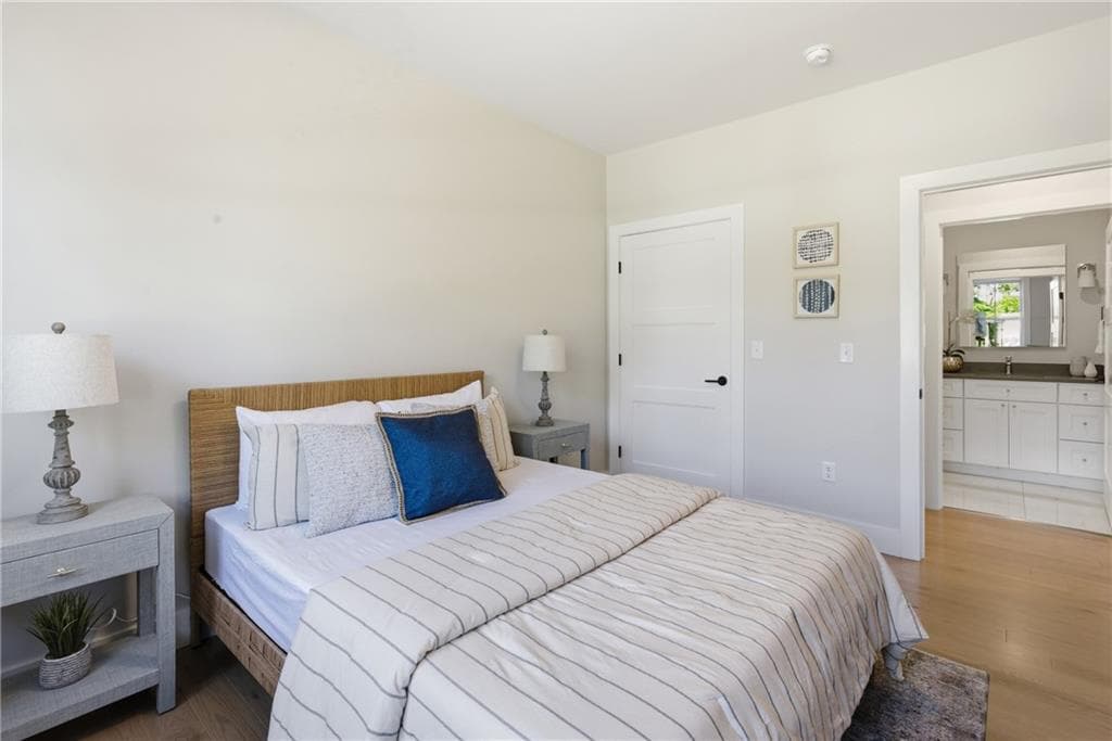 67 Queen Street UNIT 1B photo 11