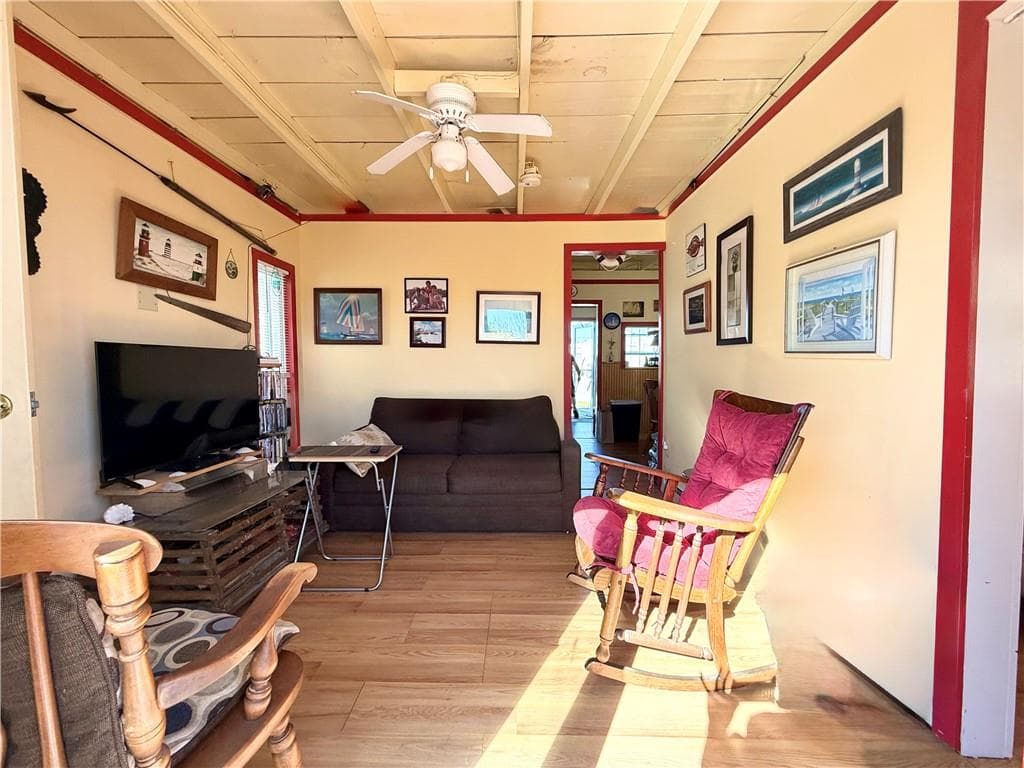 659 C SUCCOTASH Road photo 8