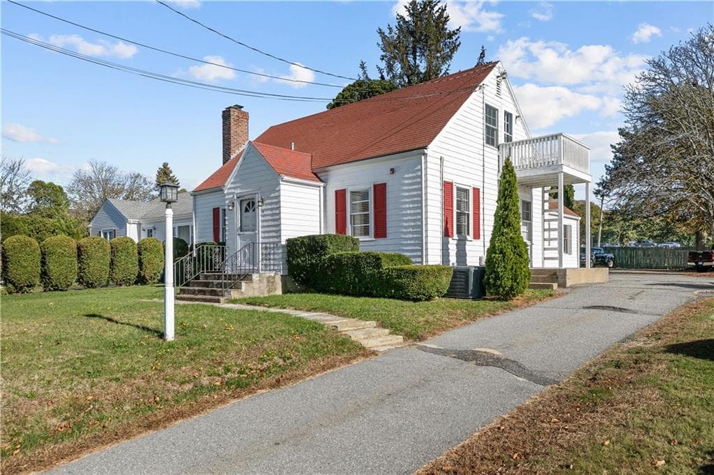 74 Valley Road photo 2