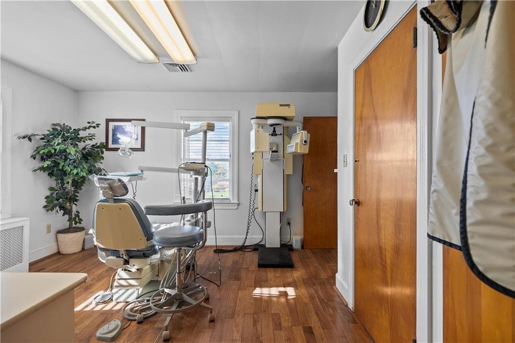 74 Valley Road photo 13