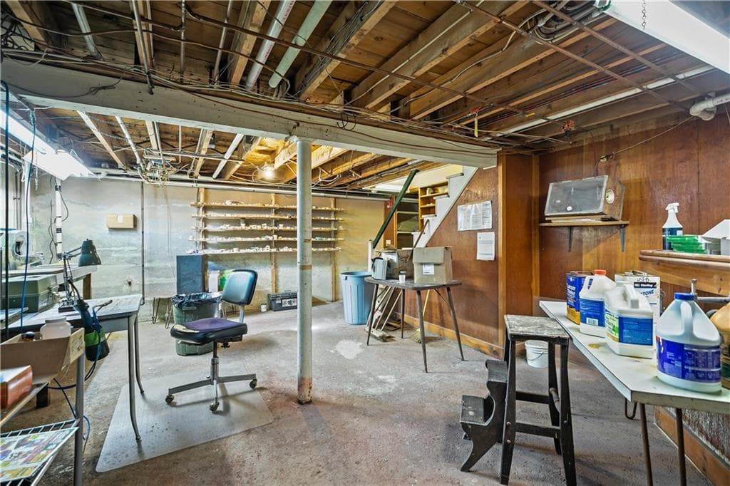 74 Valley Road photo 36